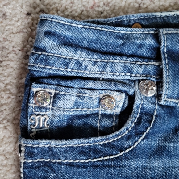 Miss Me, size 28, inseam 31 - Picture 5 of 8